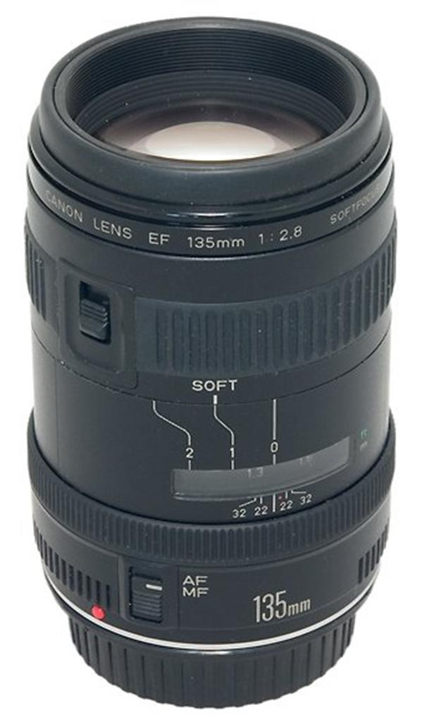 Объектив Canon EF 135mm f/2.8 SF