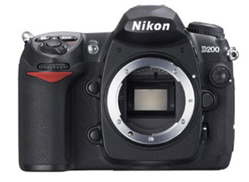 Фотоаппарат Nikon D200 Body