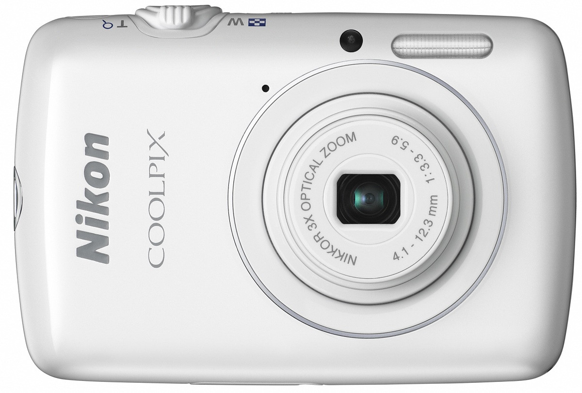 Фотоаппарат Nikon Coolpix S01 White