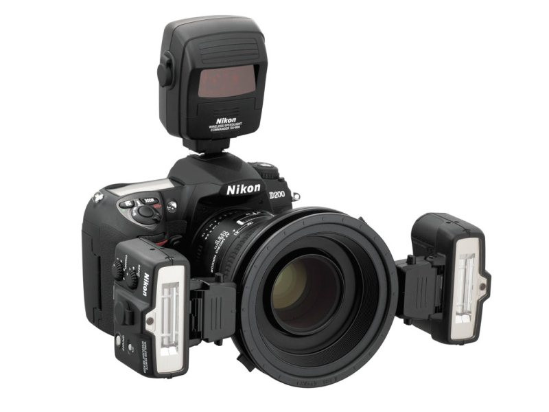 Набор вспышек Nikon SB-R200 и блока управления R1C1