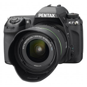 Фотоаппарат Pentax K7 + DA 18-55mm WR